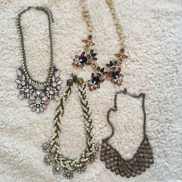 Jewelry - Statement Necklaces
